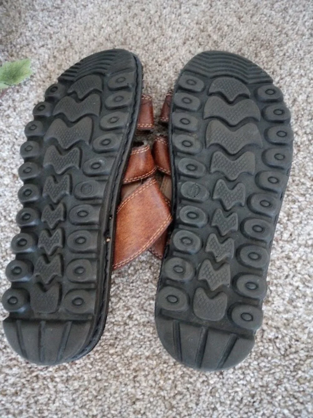 J.Repblic men`s sandals an ohen toe size 11